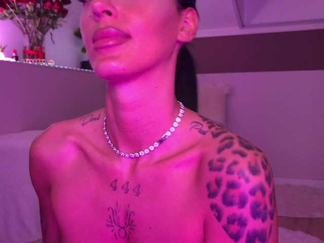 hayleybabe4 from BongaCams is Freechat