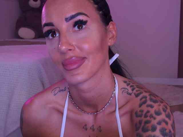 hayleybabe4 Live Webcam on BongaCams