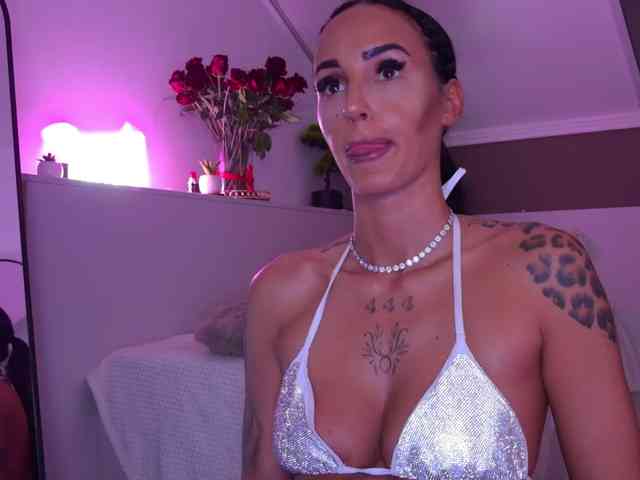 hayleybabe4 Live Webcam on BongaCams