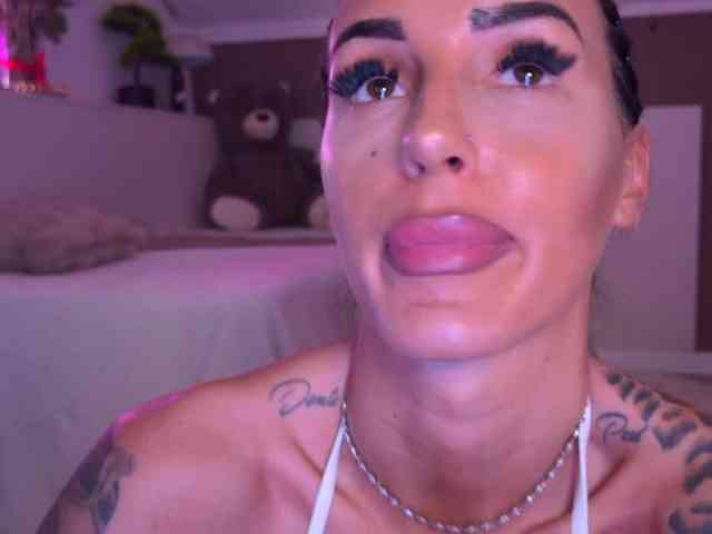 hayleybabe4 Live Webcam on BongaCams
