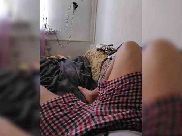 TheBrain1 Live Webcam on BongaCams