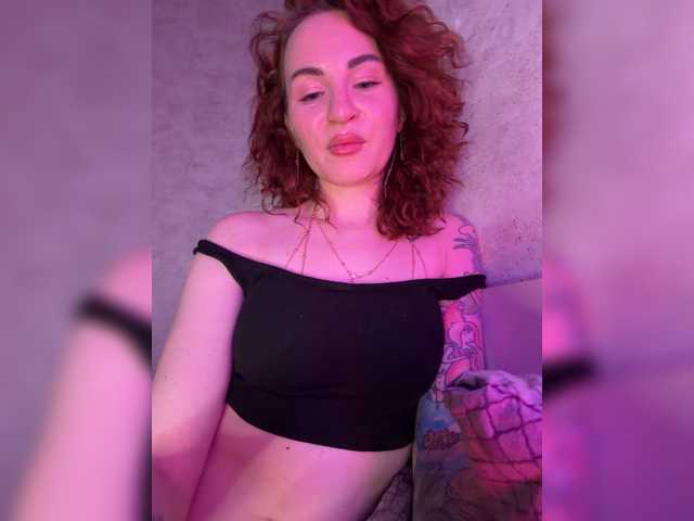 Merida23's BongaCams show and profile