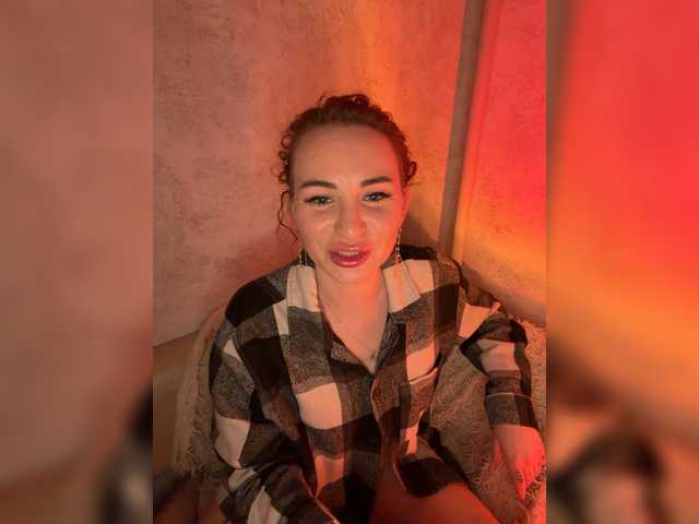 Merida23's BongaCams show and profile