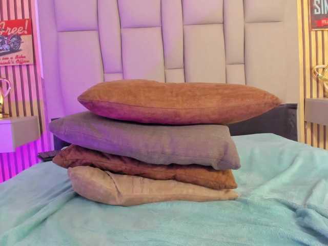 Bonimiley's BongaCams show and profile