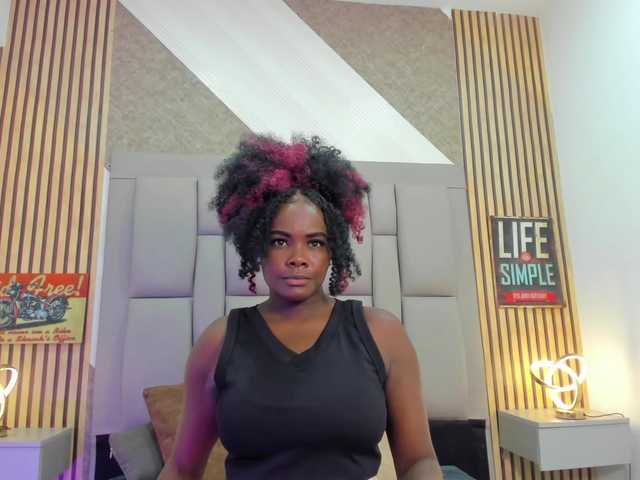 Bonimiley's BongaCams show and profile