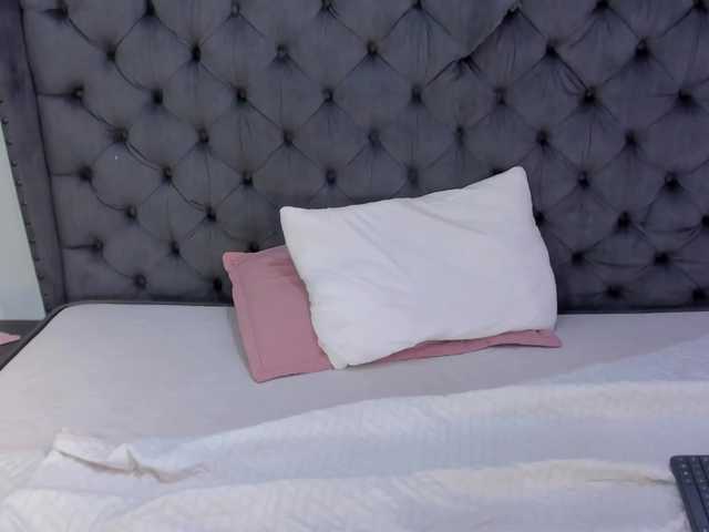 twomilkyway's BongaCams show and profile