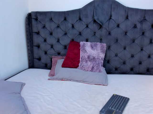 twomilkyway's BongaCams show and profile