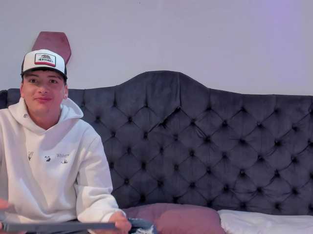 twomilkyway's BongaCams show and profile