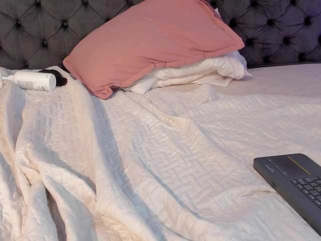 twomilkyway's BongaCams show and profile