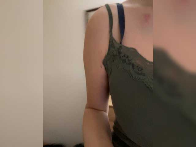 monlightmuse's BongaCams show and profile