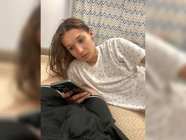 Baby-69's BongaCams show and profile