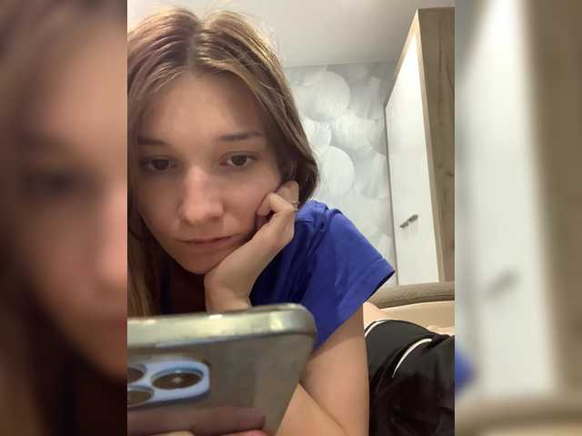 Baby-69's BongaCams show and profile