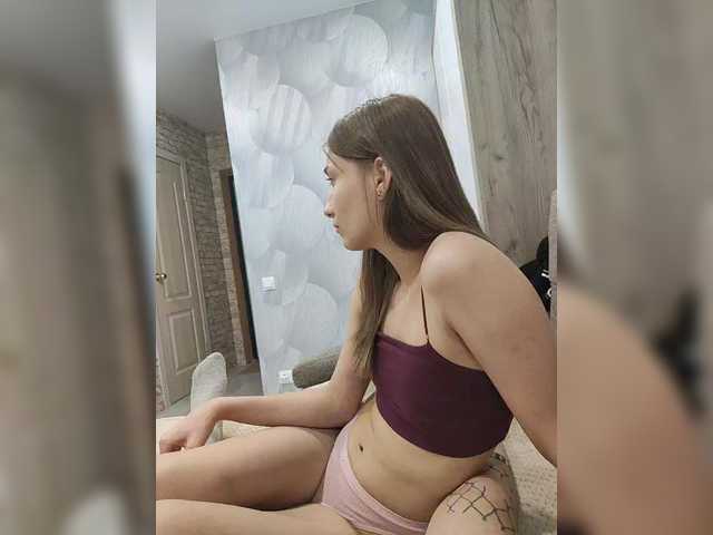 Baby-69's BongaCams show and profile