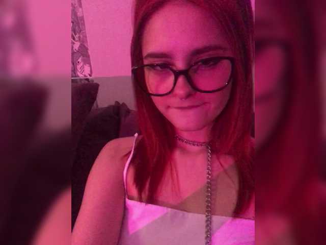 ScarlettHarrison09's BongaCams show and profile