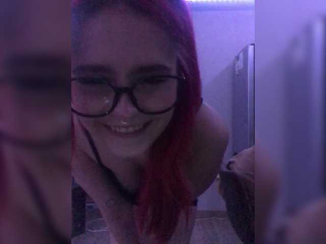 ScarlettHarrison09's BongaCams show and profile
