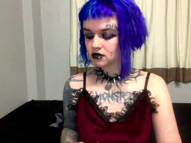 Floralfable from BongaCams