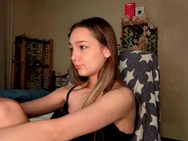 HoneyComfya Live Webcam on BongaCams