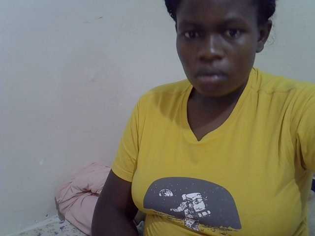 Nana-50 Live Cam on BongaCams