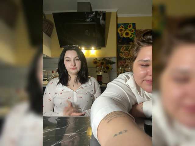 cute2girlscam preview