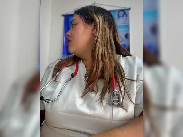 IVON-2609 – webcam model profile photo