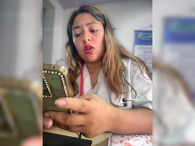 IVON-2609 Live Cam on BongaCams