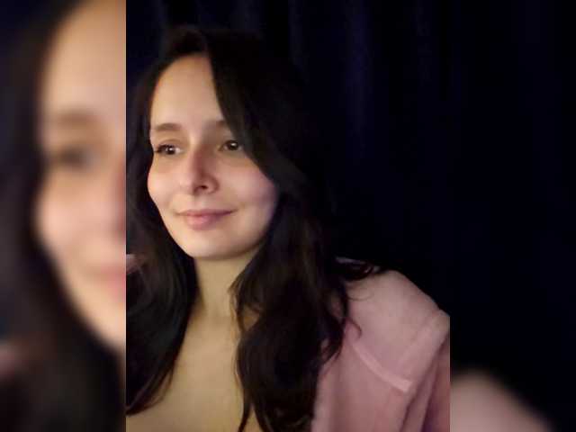 RoxanneRiddle69's BongaCams show and profile