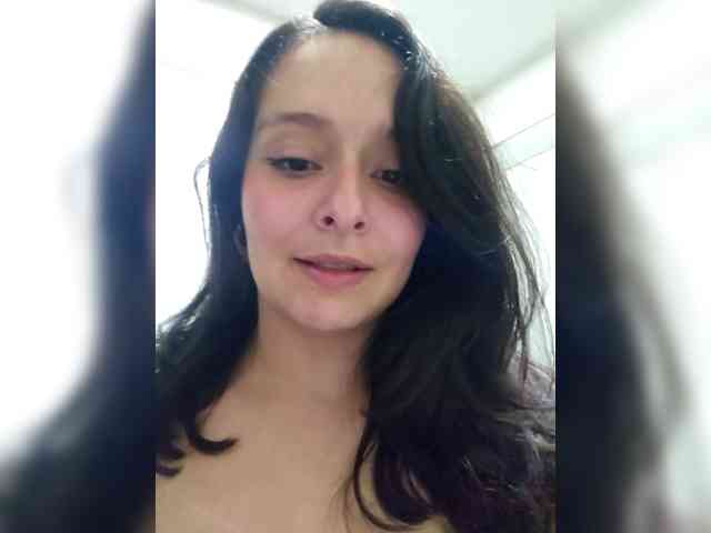 RoxanneRiddle69 webcam