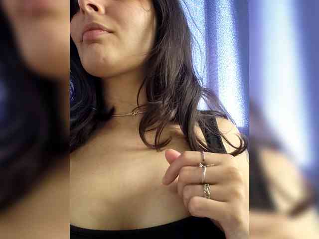 RoxanneRiddle69 webcam