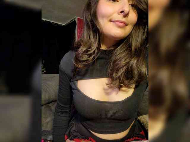 RoxanneRiddle69 webcam