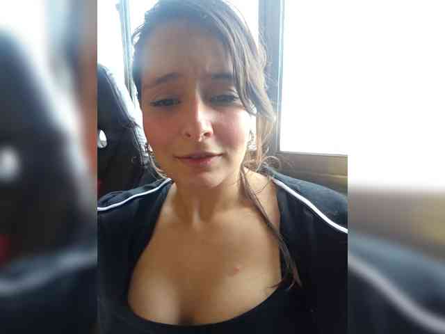 RoxanneRiddle69 webcam