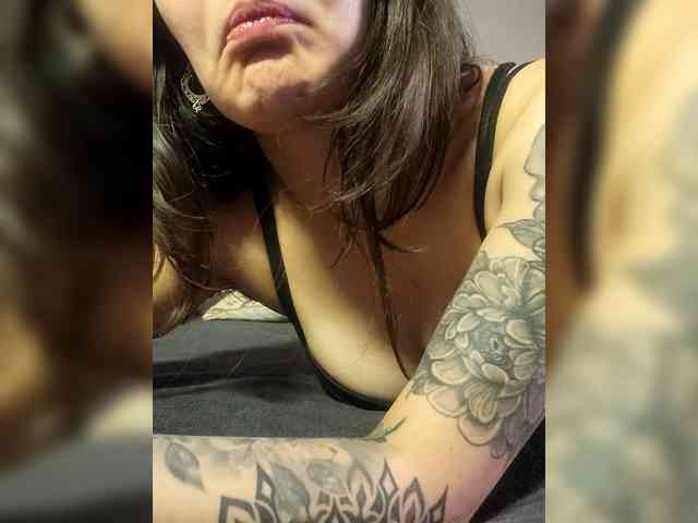 RoxanneRiddle69 RoxanneRiddle69