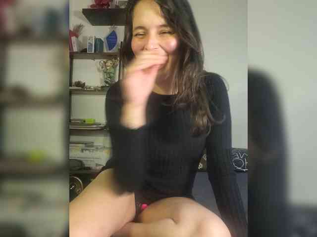 RoxanneRiddle69 webcam