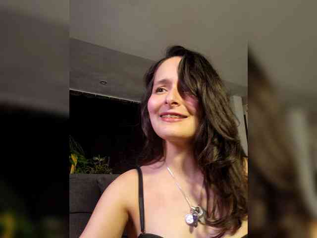 RoxanneRiddle69 webcam