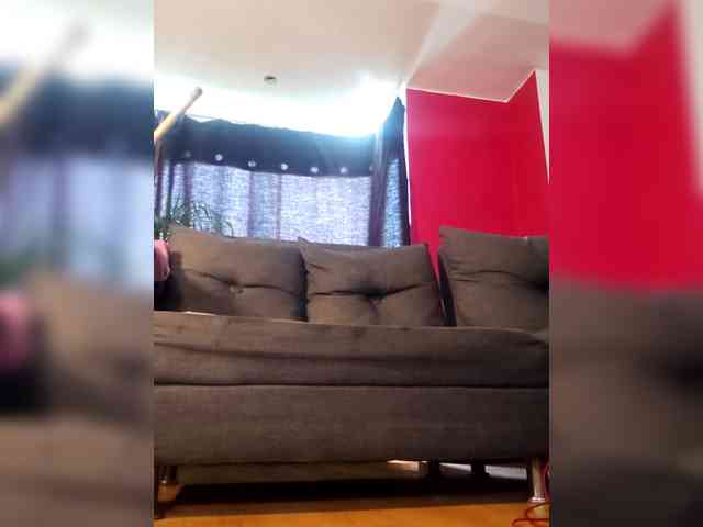 RoxanneRiddle69 webcam