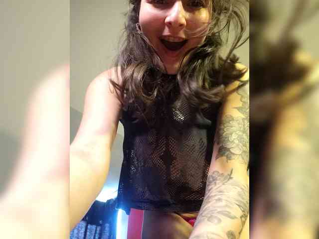 RoxanneRiddle69 webcam