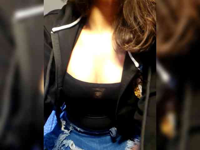 RoxanneRiddle69 webcam