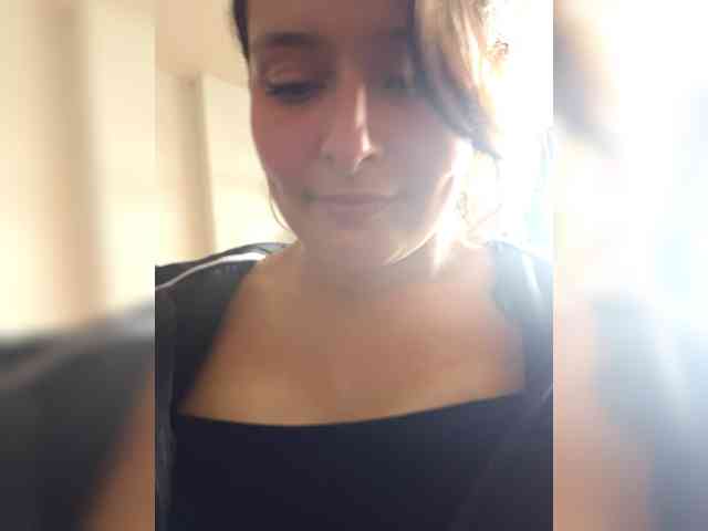 RoxanneRiddle69 webcam