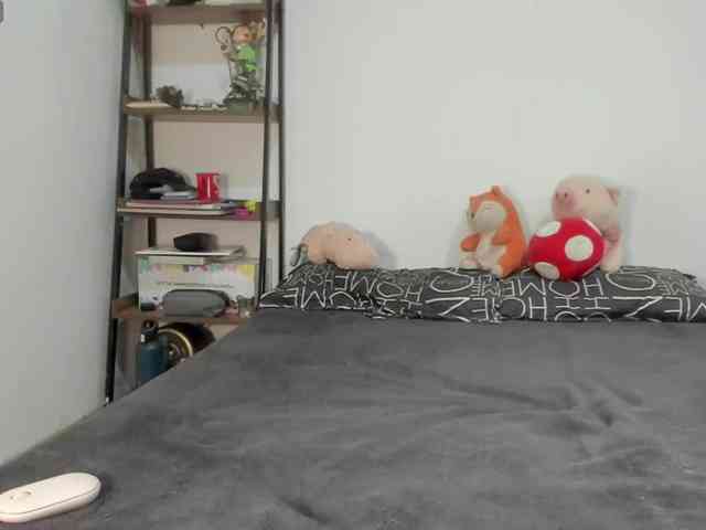 RoxanneRiddle69 webcam