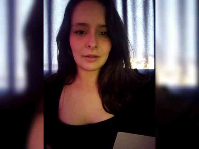 RoxanneRiddle69 webcam