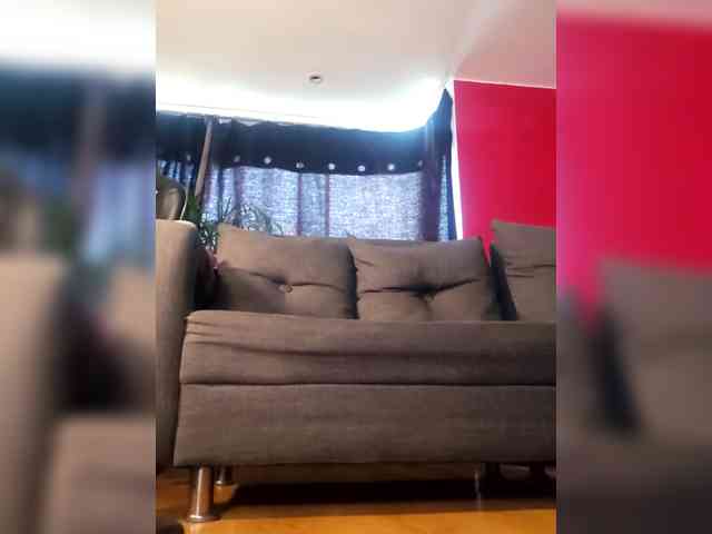 RoxanneRiddle69 webcam