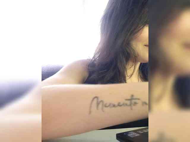 RoxanneRiddle69 webcam