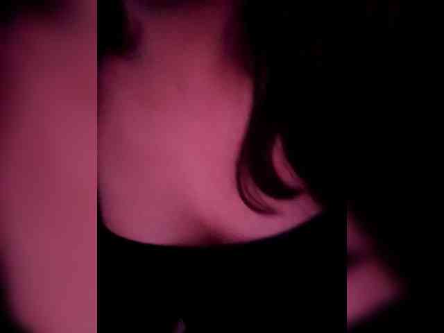 RoxanneRiddle69 webcam