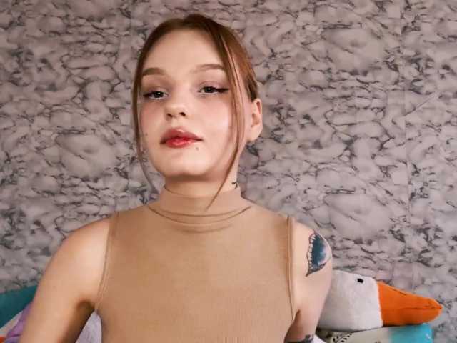 LunariaGlow – webcam model profile photo