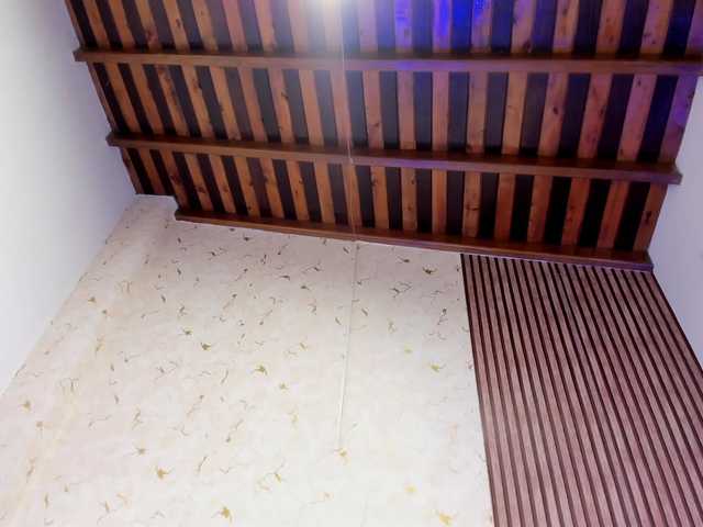 jimenawhite1's BongaCams show and profile