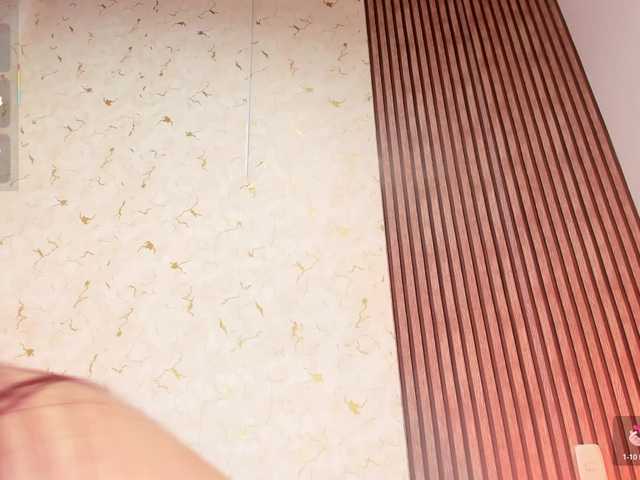 jimenawhite1's BongaCams show and profile