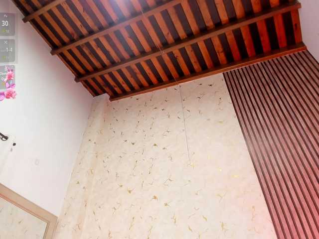 jimenawhite1's BongaCams show and profile