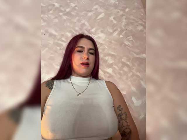 jimenawhite1's BongaCams show and profile
