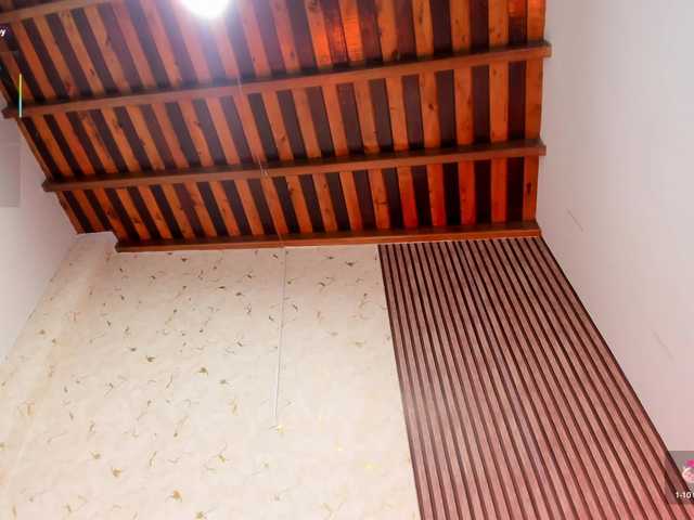 jimenawhite1's BongaCams show and profile