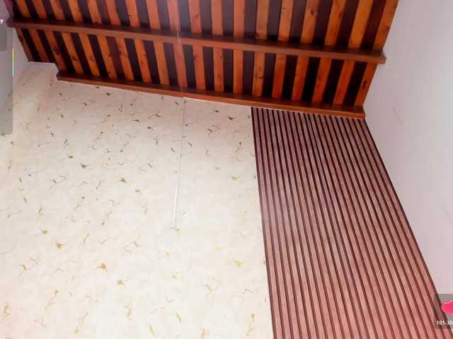 jimenawhite1's BongaCams show and profile