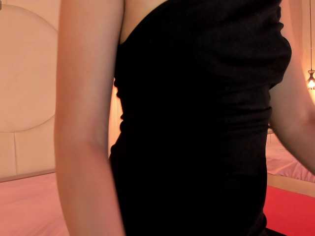 le modèle Valeria-Martins est en webcam porno dans un show sur le site bongacams, il possède les tags suivants: Latino/Hispanic,Brunette,Shaved